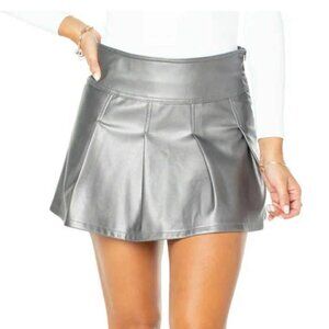 Celebrity Pink Women's Metallic Gunmetal Faux Leather Pleated Skort NEW
